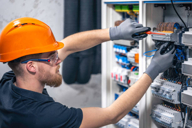 Best Circuit Breaker Repair  in Sheffield, AL